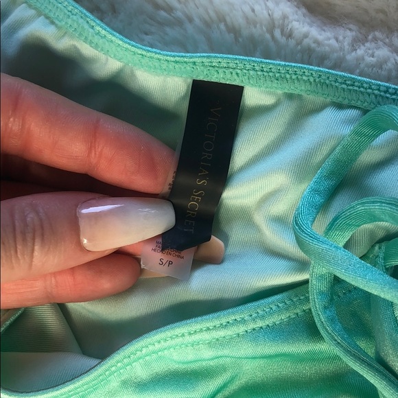 Victoria’s Secret Strappy Bikini - Picture 3 of 5